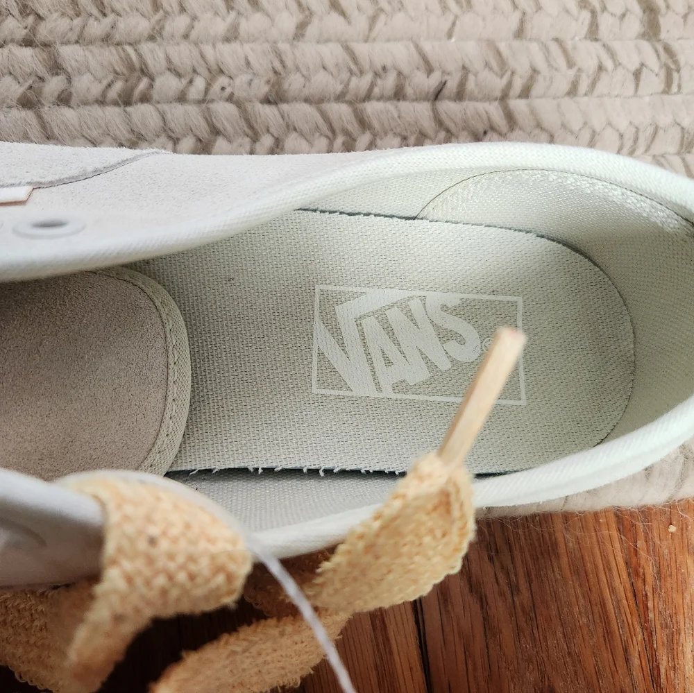 Vans Authentic Low Pro Fat Lace Sneaker